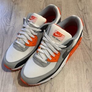 Nike Air Max 90 sz 10 White Orange Gray Sneakers